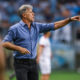 Em busca de reforços, Grêmio faz consulta por meia argentino