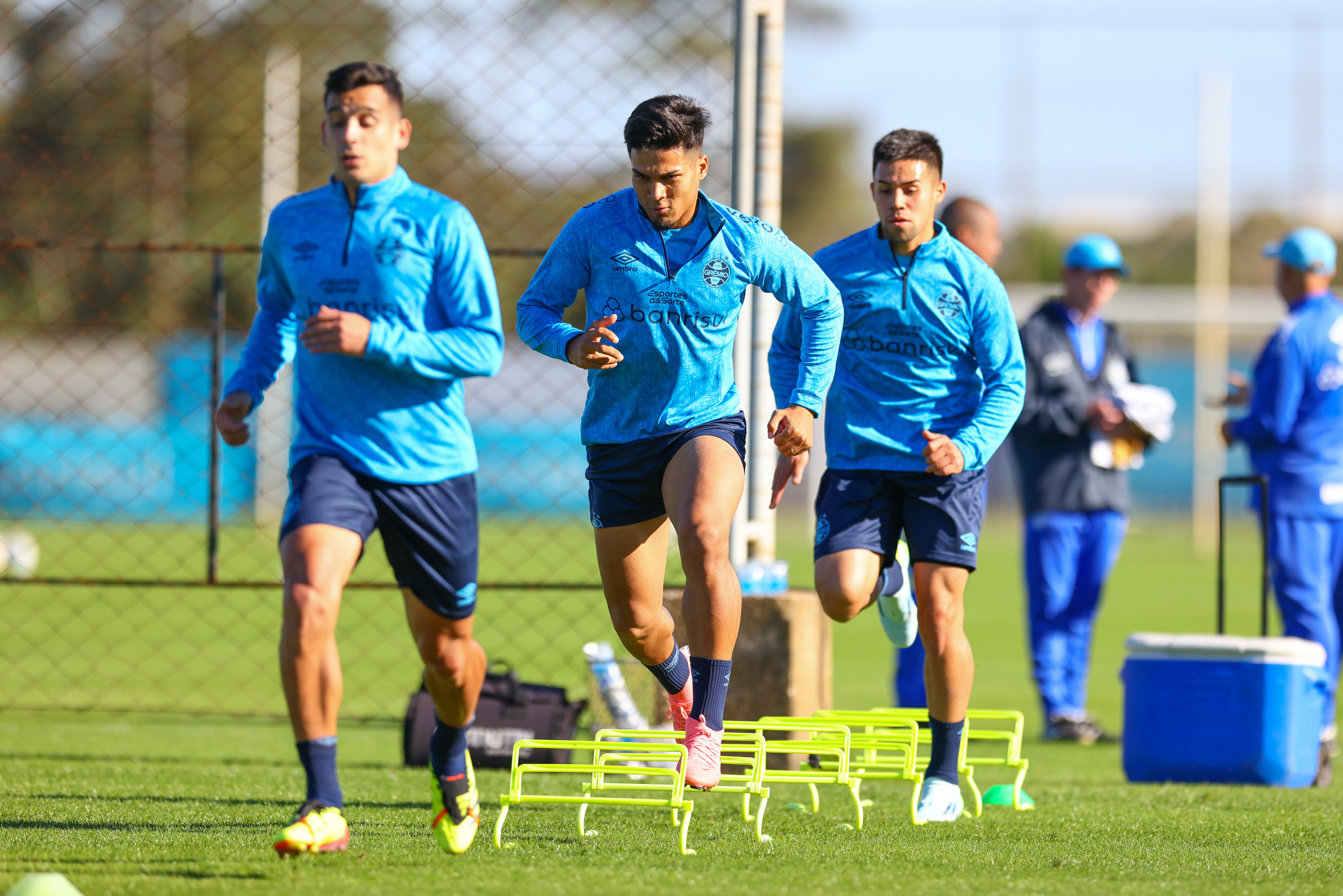 Atacante do Grêmio faz preparação especial nas férias; veja vídeo