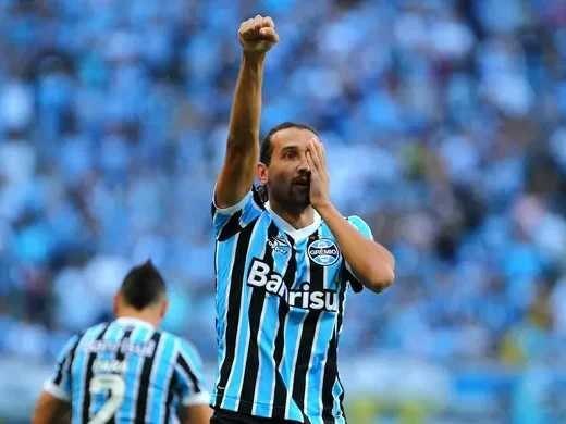 Barcos, ex-Grêmio, atualmente defende o Alianza Lima, do Peru