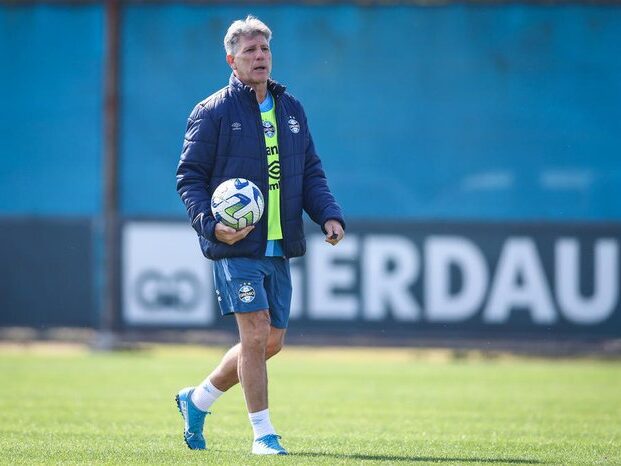 Renato Portaluppi em treino do Grêmio