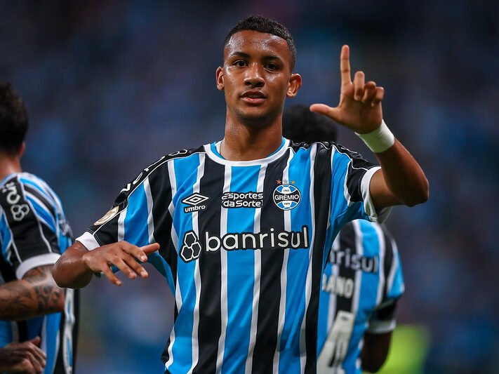 André Henrique é do Grêmio