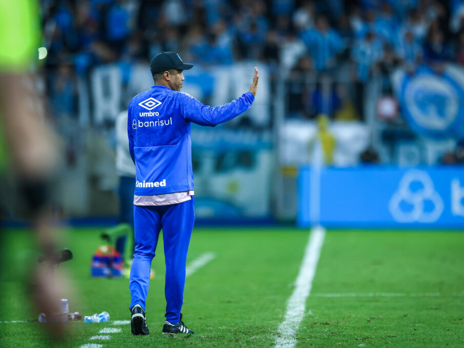 Marcelo Salles, auxiliar do Grêmio