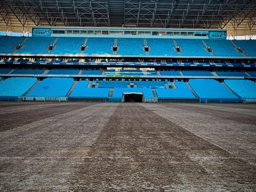 Arena do Grêmio foi atingida pelas enchentes