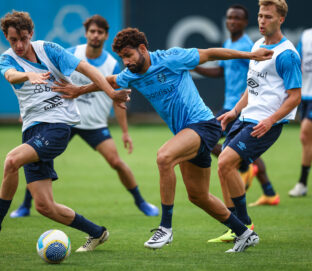 Diego Costa tem contrato acabando com o Grêmio