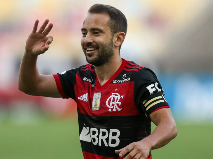 Everton Ribeiro no Grêmio em 2024?