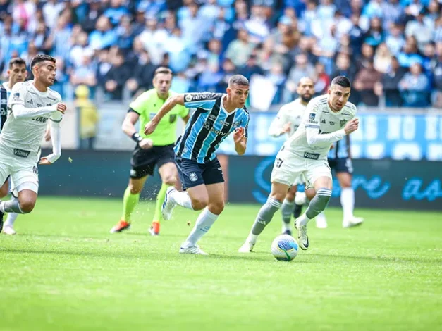 Grêmio e Atlético-MG se enfrentam no Brasileirão