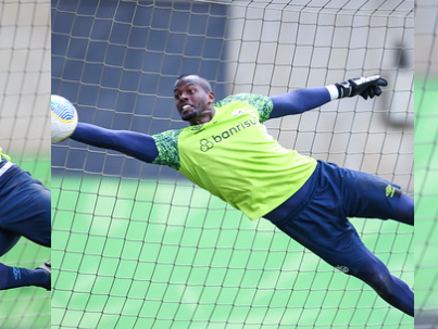 Goleiro titular do Grêmio vai ser definido