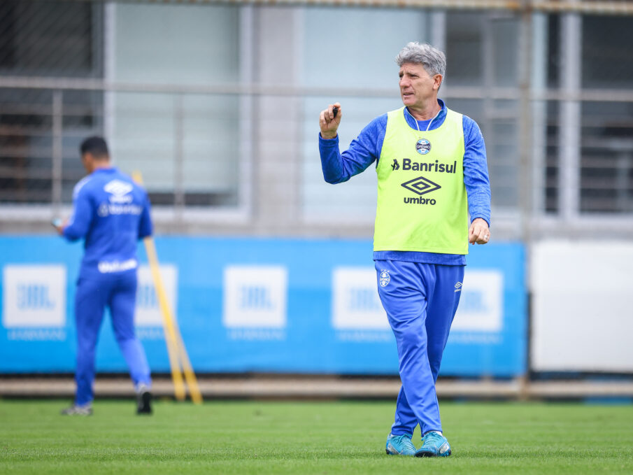 Renato em treino do Grêmio