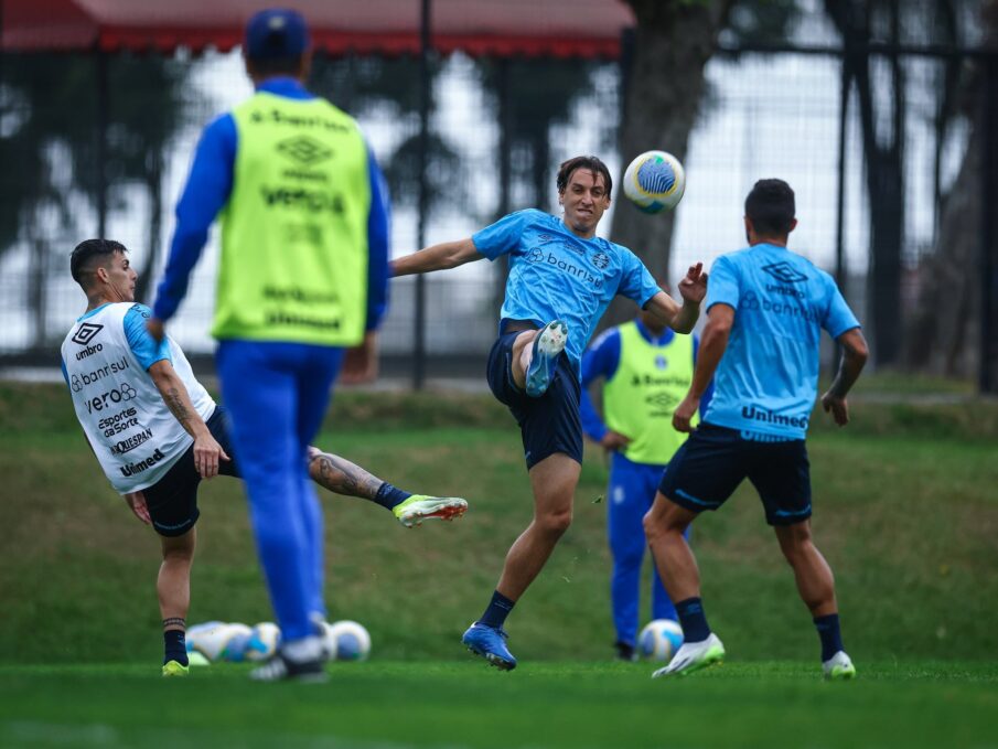 Grêmio deve ter duas mudanças no time