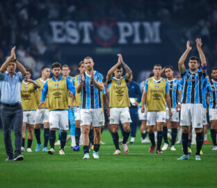 Grupo de jogadores do Grêmio