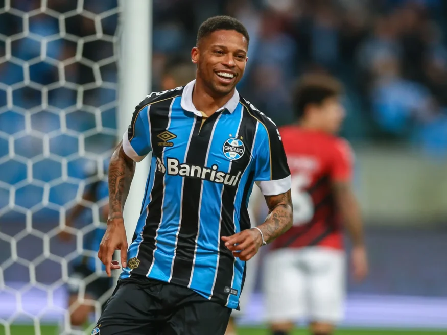 André com a camisa do Grêmio