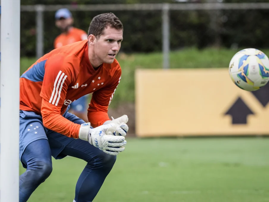 Conheça Rafael Cabral, novo goleiro do Grêmio