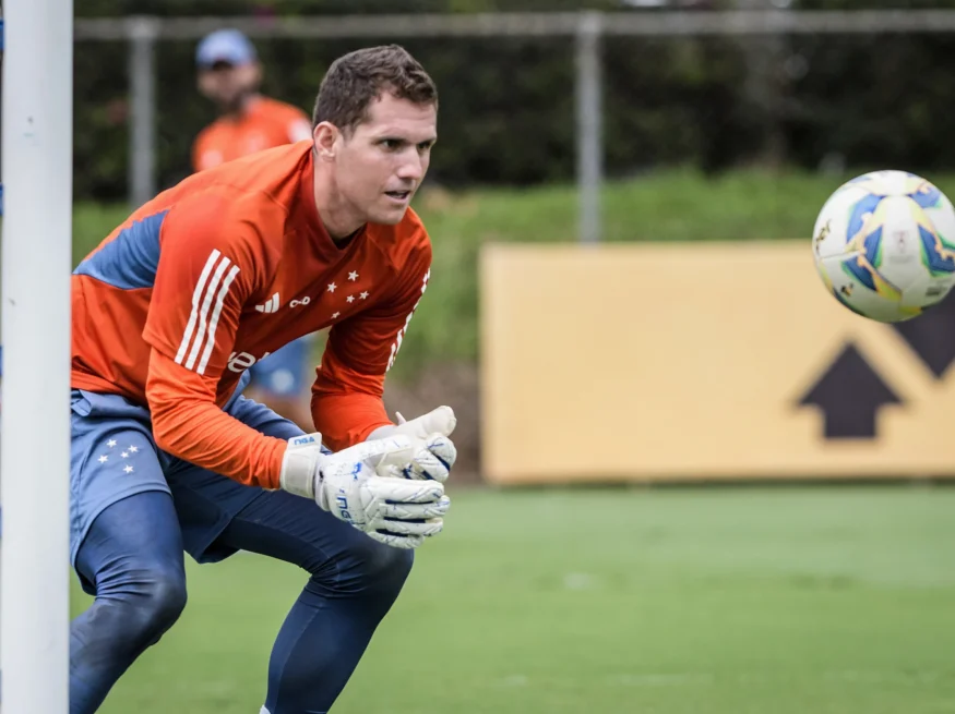 Conheça Rafael Cabral, novo goleiro do Grêmio