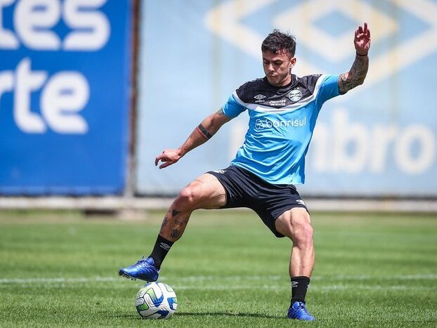 Carballo vai desfalcar o Grêmio