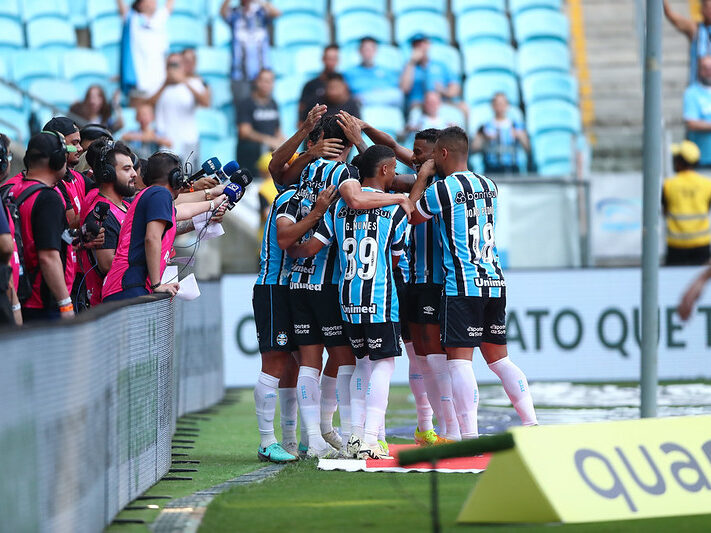 Grêmio ainda se movimenta na janela