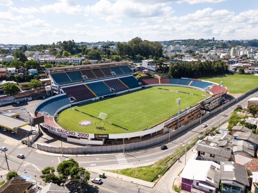 Estádio Centenário, em Caxias do Sul, deve ser a nova casa do Grêmio