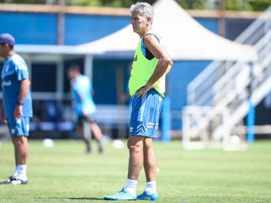 Renato em treinamento do Grêmio