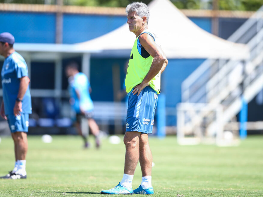 Renato em treinamento do Grêmio